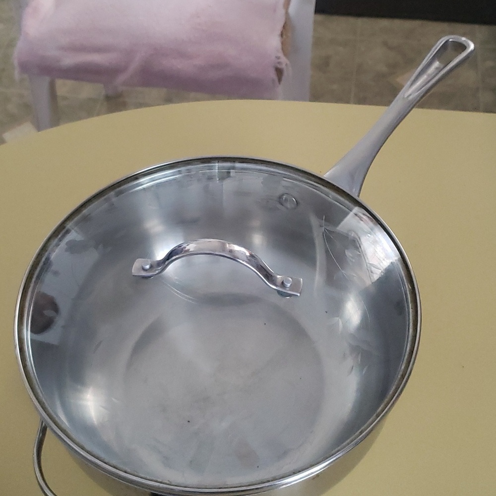 A Princess House pan